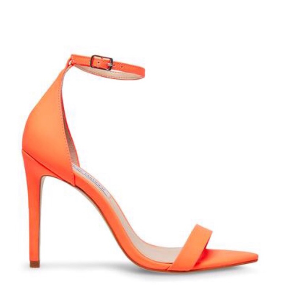 Steve Madden Coral Heels